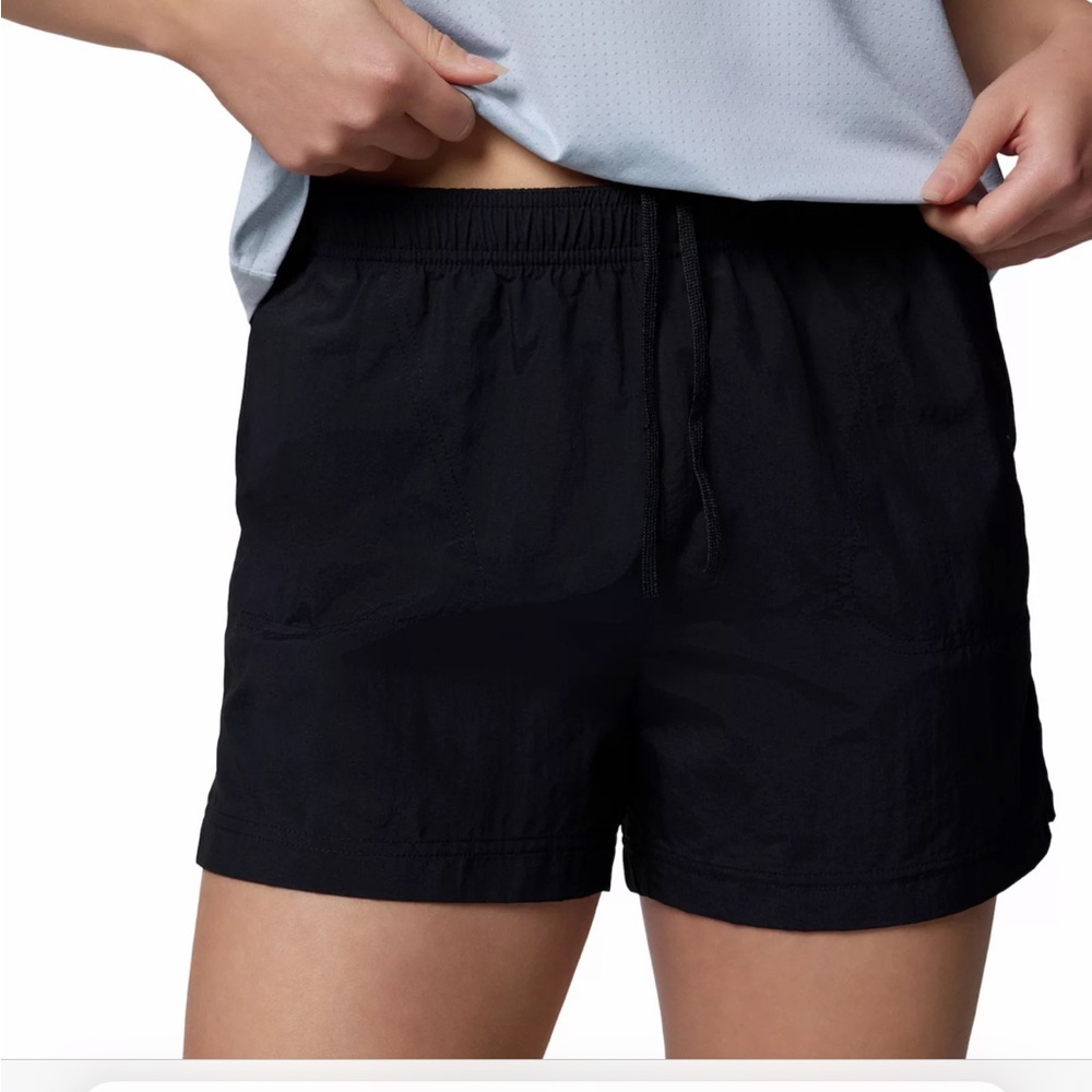 Columbia Women's Black Athletic Shorts